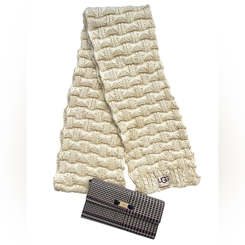 UGG Cable Knit Chunky Scarf Fringe BEIGE Textured 55”(L)